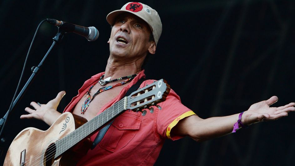 Con los cerros porteño de fondo: Manu Chao en el Parque Cultural de Valparaíso